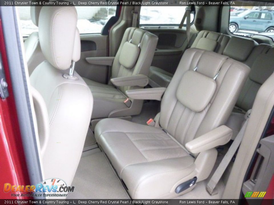 2011 Chrysler Town & Country Touring - L Deep Cherry Red Crystal Pearl / Black/Light Graystone Photo #12