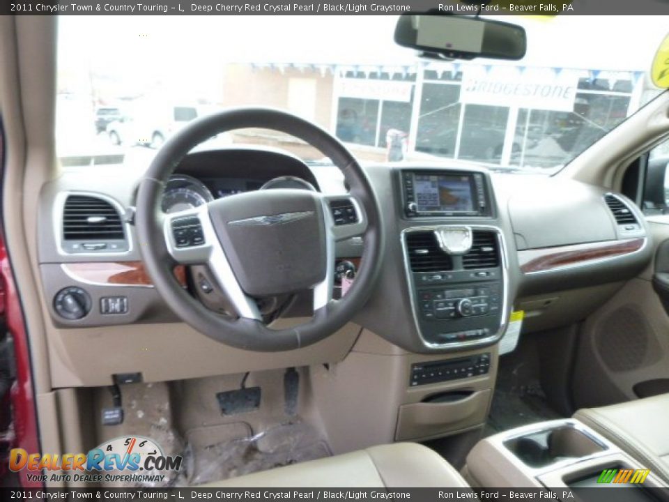 2011 Chrysler Town & Country Touring - L Deep Cherry Red Crystal Pearl / Black/Light Graystone Photo #15