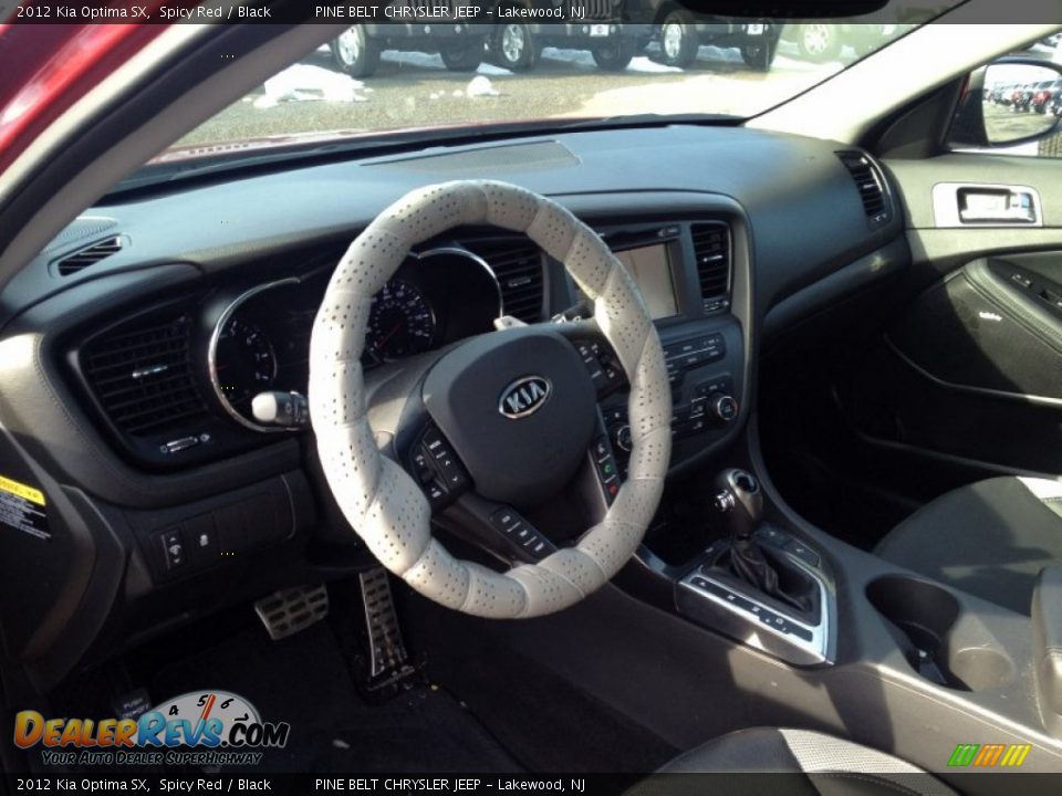 2012 Kia Optima SX Spicy Red / Black Photo #24