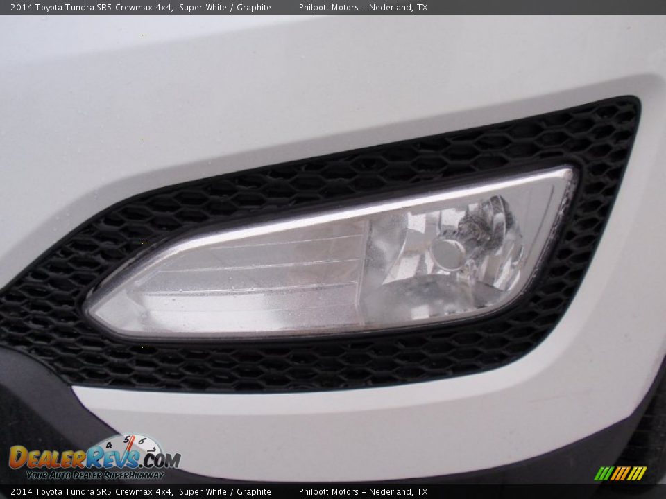 2014 Toyota Tundra SR5 Crewmax 4x4 Super White / Graphite Photo #10