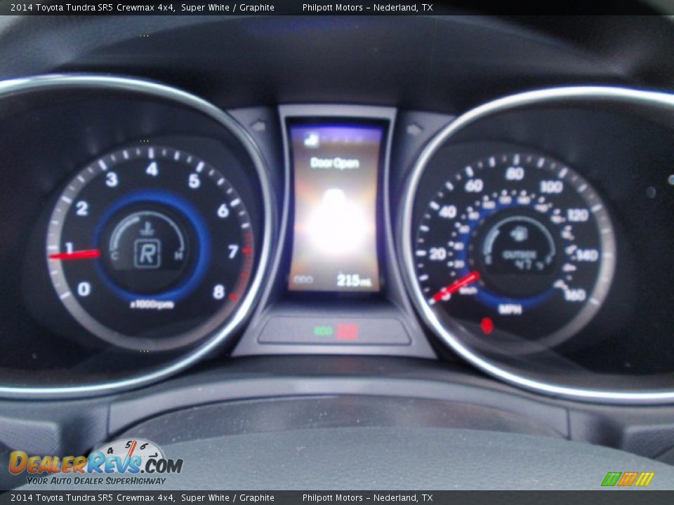 2014 Toyota Tundra SR5 Crewmax 4x4 Super White / Graphite Photo #32
