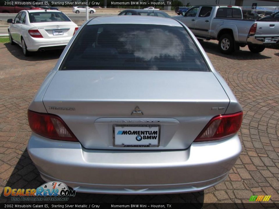 2002 Mitsubishi Galant ES Sterling Silver Metallic / Gray Photo #12