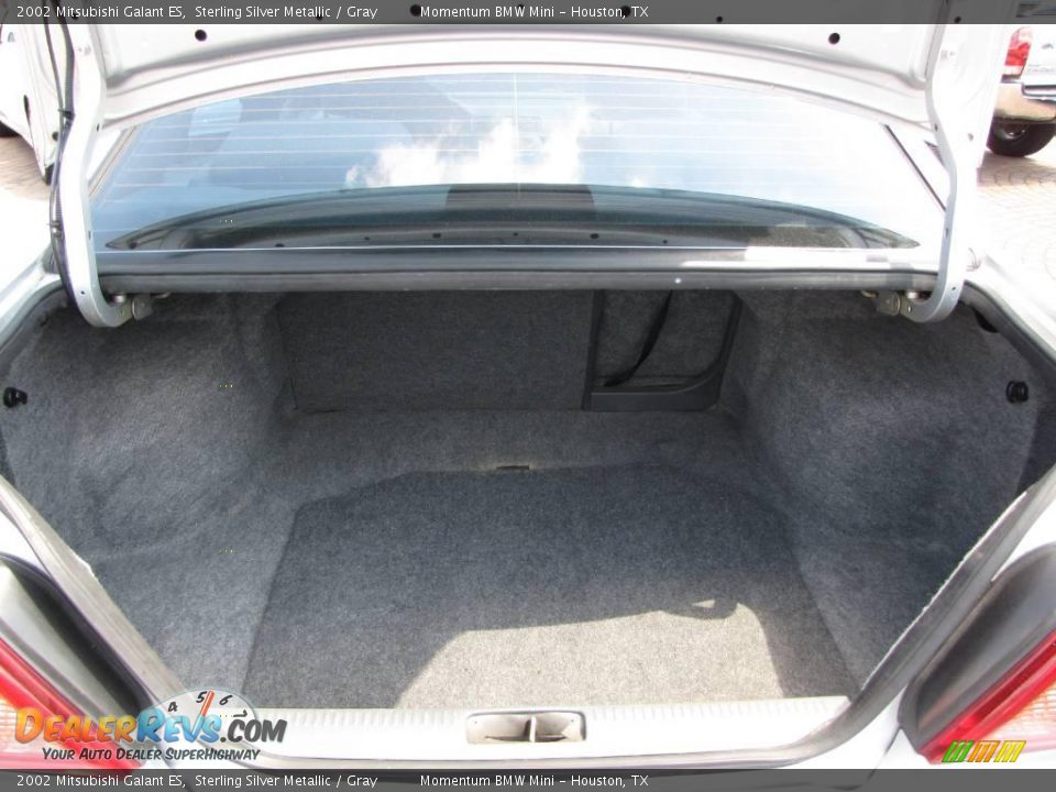 2002 Mitsubishi Galant ES Sterling Silver Metallic / Gray Photo #21