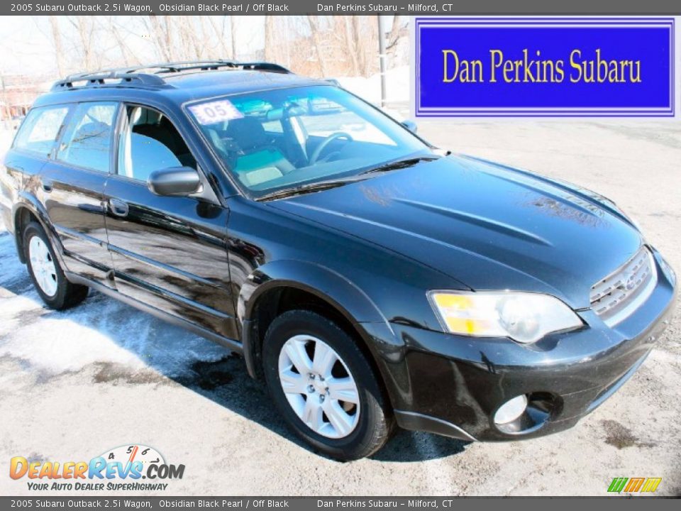 2005 Subaru Outback 2.5i Wagon Obsidian Black Pearl / Off Black Photo #1