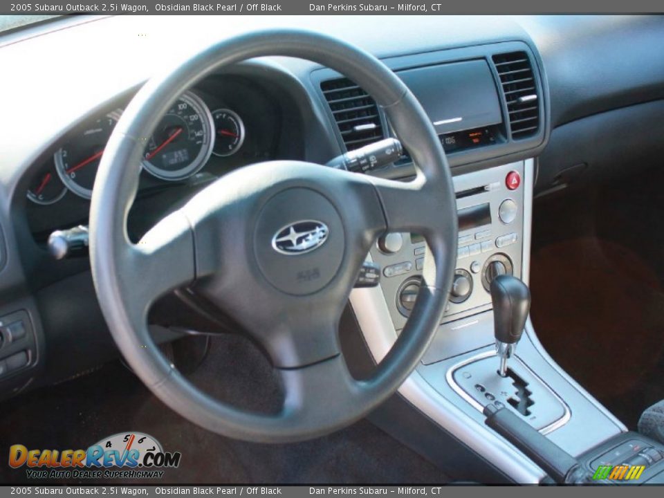 2005 Subaru Outback 2.5i Wagon Obsidian Black Pearl / Off Black Photo #5
