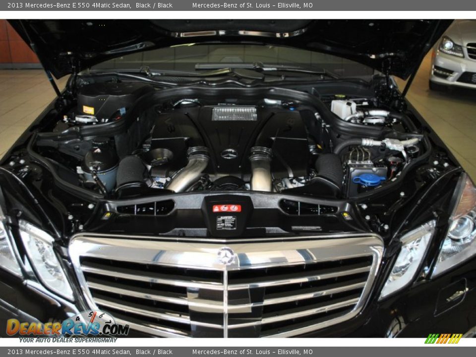 2013 Mercedes-Benz E 550 4Matic Sedan Black / Black Photo #20