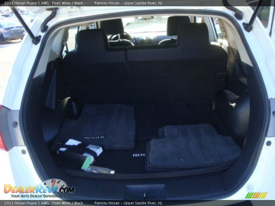 2011 Nissan Rogue S AWD Pearl White / Black Photo #24