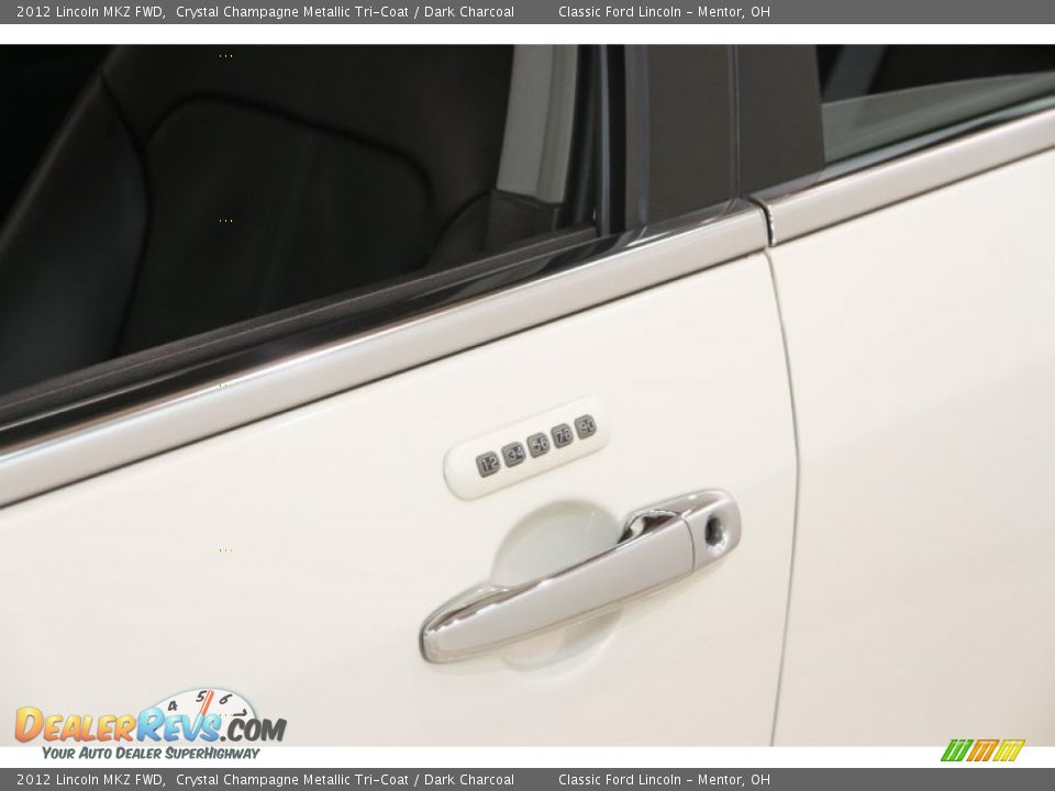 2012 Lincoln MKZ FWD Crystal Champagne Metallic Tri-Coat / Dark Charcoal Photo #4