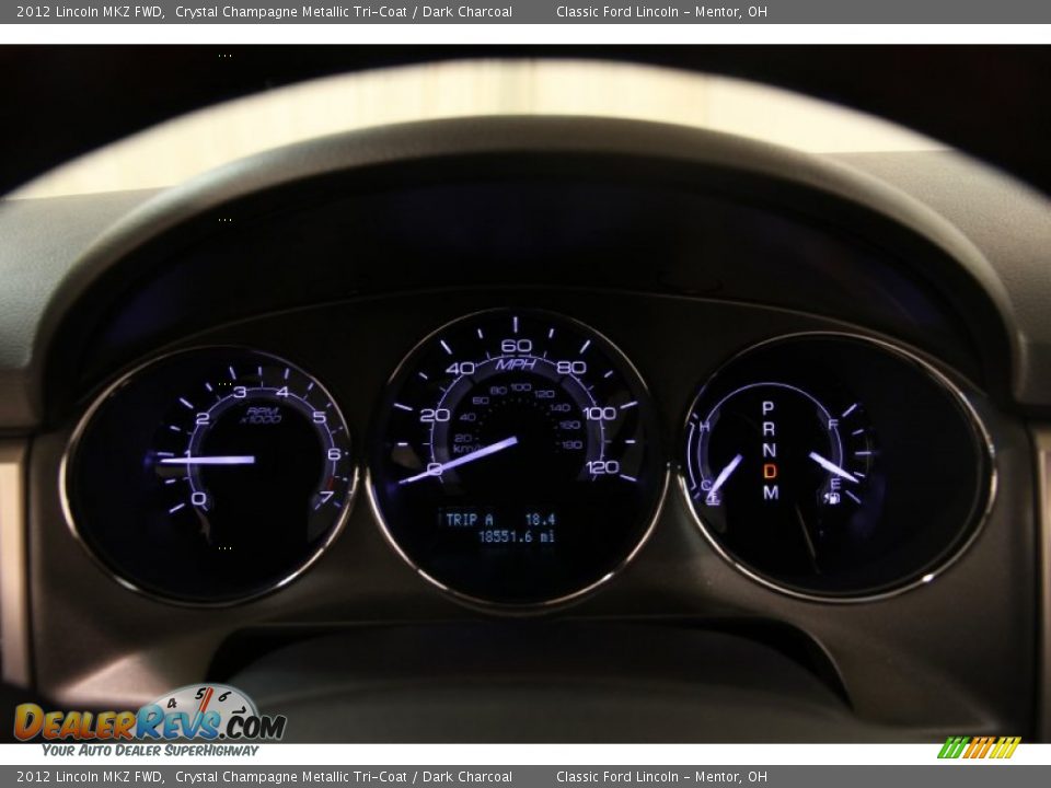 2012 Lincoln MKZ FWD Crystal Champagne Metallic Tri-Coat / Dark Charcoal Photo #11
