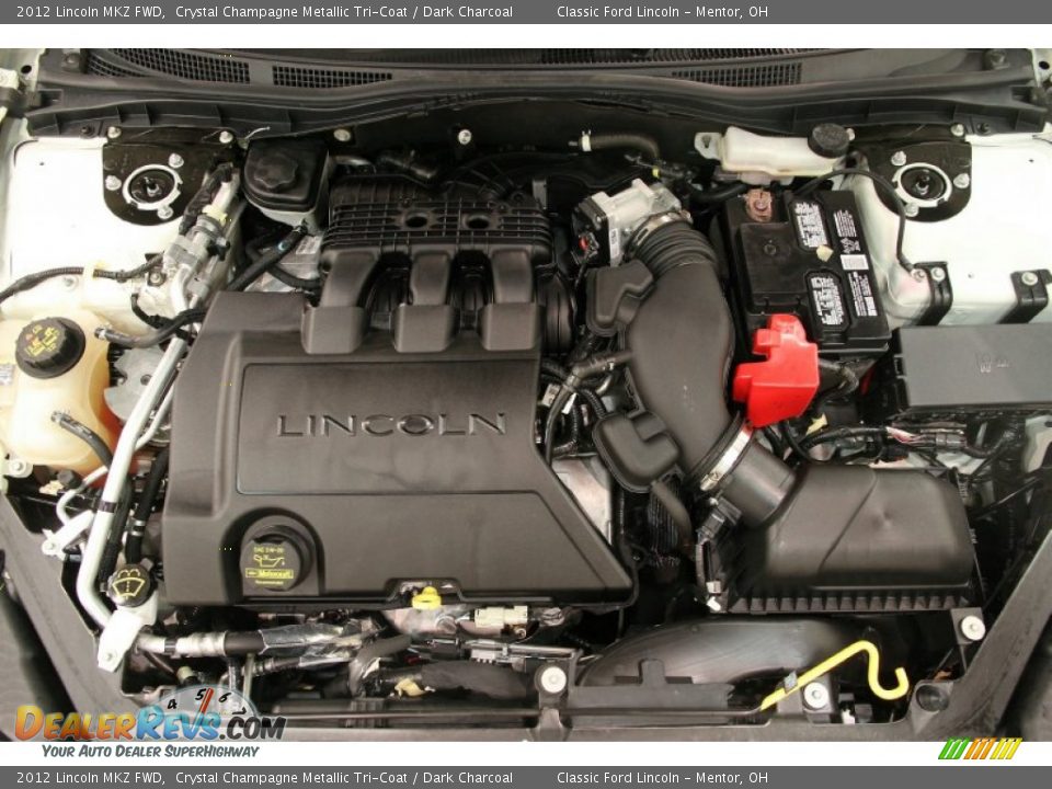 2012 Lincoln MKZ FWD Crystal Champagne Metallic Tri-Coat / Dark Charcoal Photo #23