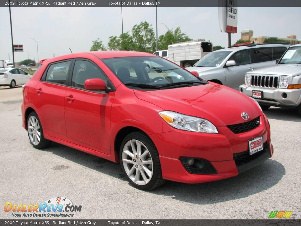 2009 Toyota Matrix XRS Radiant Red / Ash Gray Photo #4