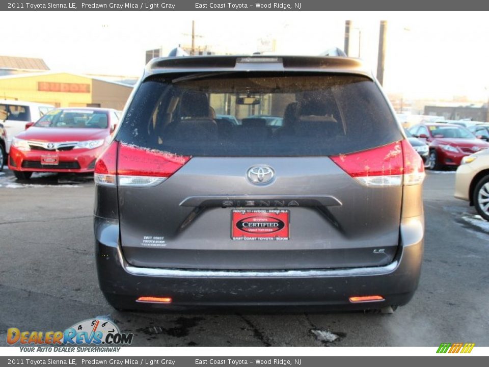 2011 Toyota Sienna LE Predawn Gray Mica / Light Gray Photo #5