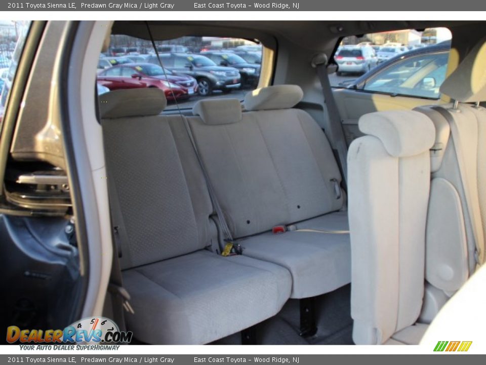 2011 Toyota Sienna LE Predawn Gray Mica / Light Gray Photo #9