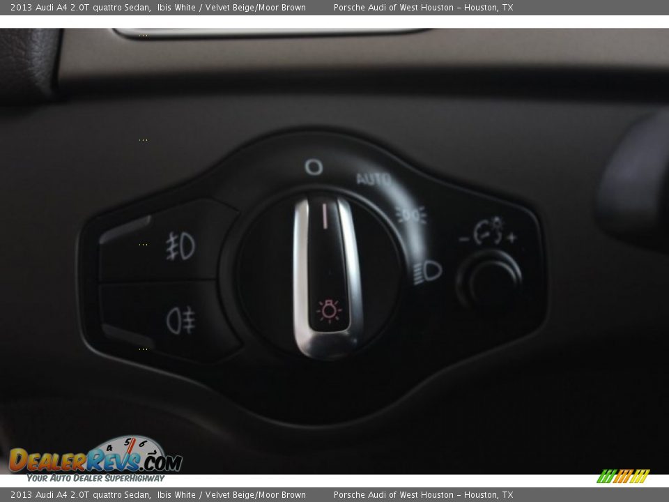 2013 Audi A4 2.0T quattro Sedan Ibis White / Velvet Beige/Moor Brown Photo #25