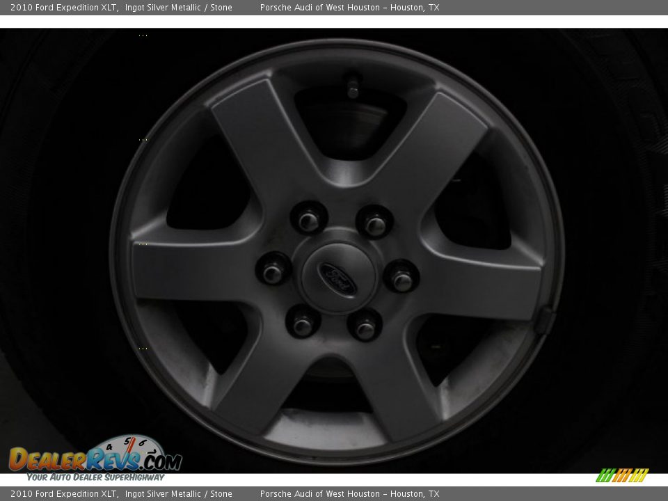 2010 Ford Expedition XLT Ingot Silver Metallic / Stone Photo #10
