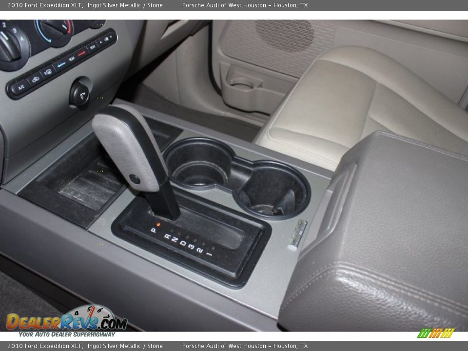 2010 Ford Expedition XLT Ingot Silver Metallic / Stone Photo #17