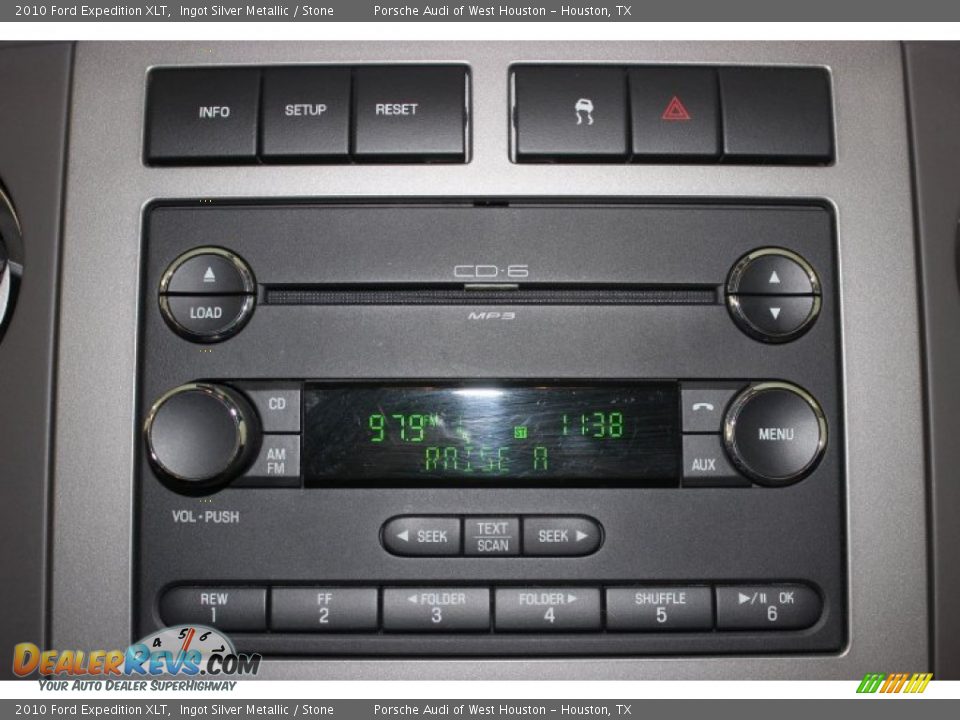 2010 Ford Expedition XLT Ingot Silver Metallic / Stone Photo #22