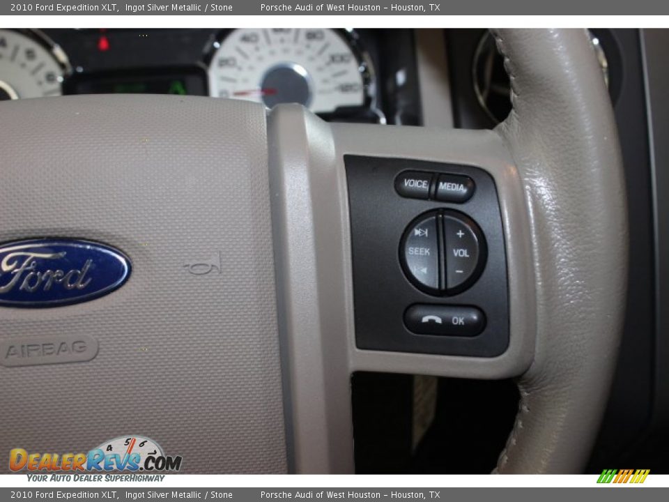2010 Ford Expedition XLT Ingot Silver Metallic / Stone Photo #28