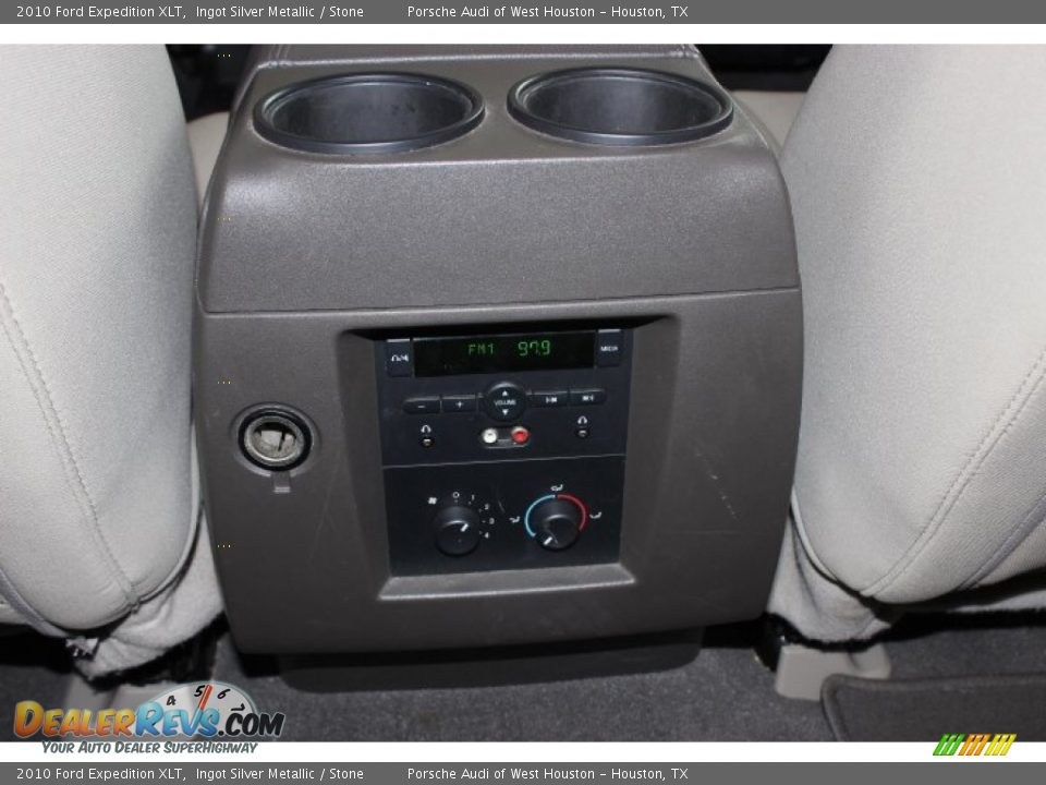 2010 Ford Expedition XLT Ingot Silver Metallic / Stone Photo #35