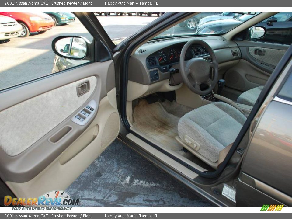 2001 Nissan Altima GXE Brushed Pewter / Blond Photo #17
