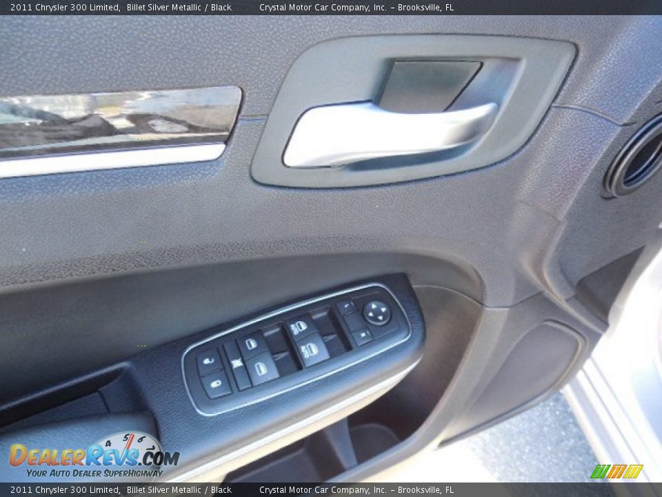 2011 Chrysler 300 Limited Billet Silver Metallic / Black Photo #17