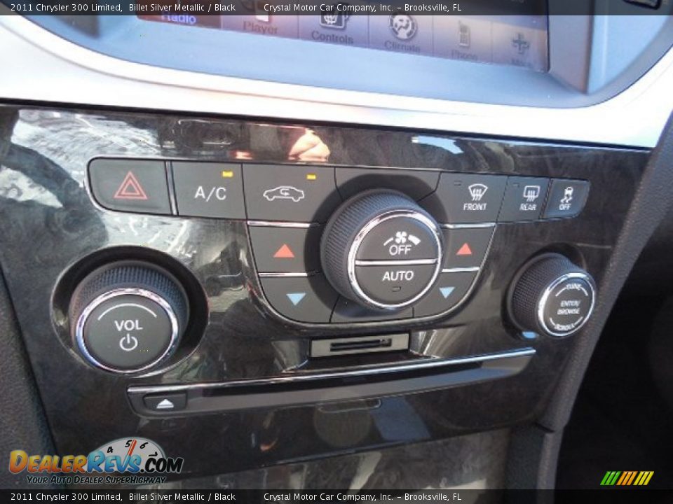 2011 Chrysler 300 Limited Billet Silver Metallic / Black Photo #20