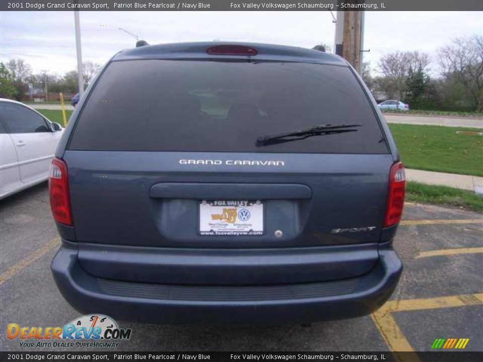 2001 Dodge Grand Caravan Sport Patriot Blue Pearlcoat / Navy Blue Photo #3