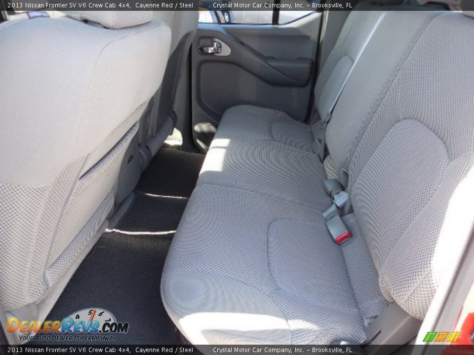 2013 Nissan Frontier SV V6 Crew Cab 4x4 Cayenne Red / Steel Photo #5
