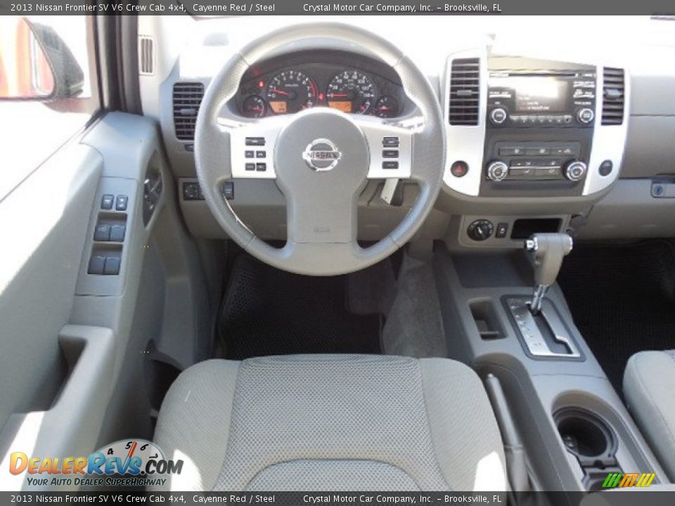 2013 Nissan Frontier SV V6 Crew Cab 4x4 Cayenne Red / Steel Photo #6