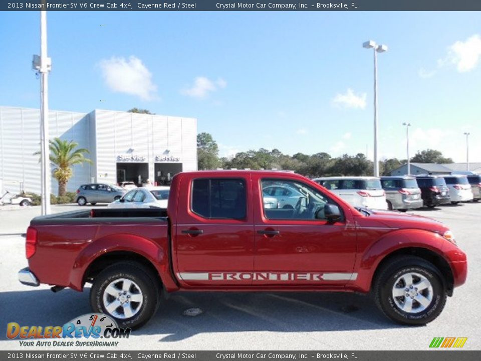 2013 Nissan Frontier SV V6 Crew Cab 4x4 Cayenne Red / Steel Photo #9