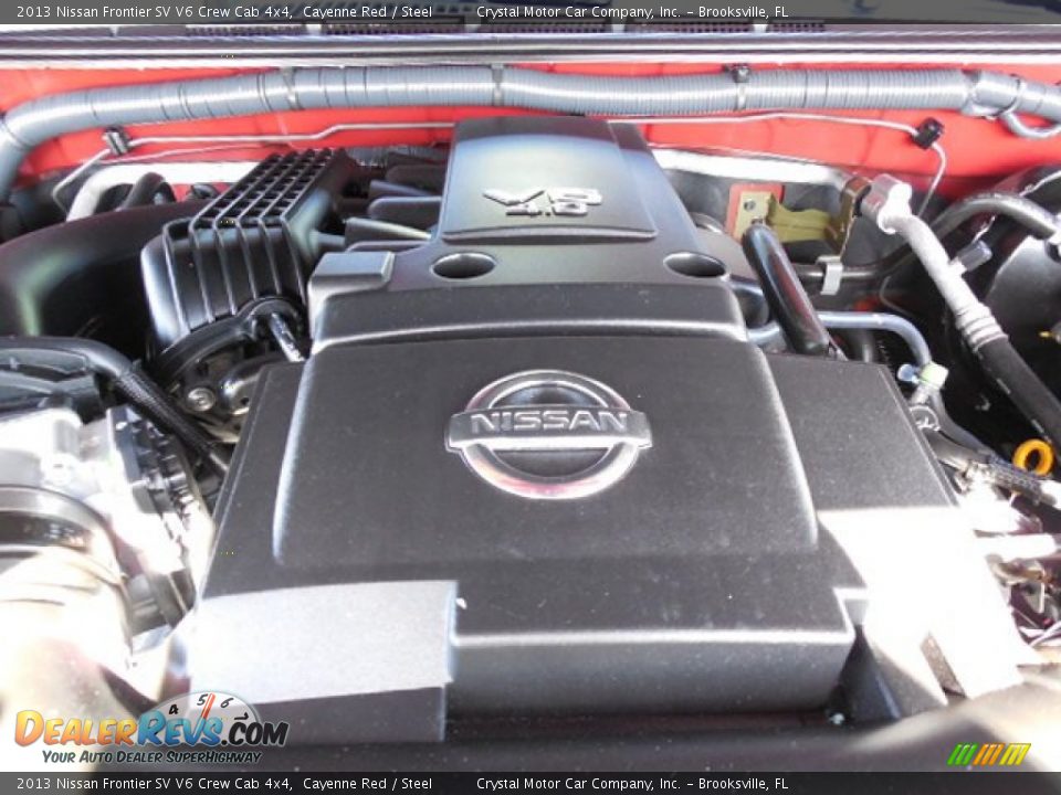 2013 Nissan Frontier SV V6 Crew Cab 4x4 Cayenne Red / Steel Photo #16