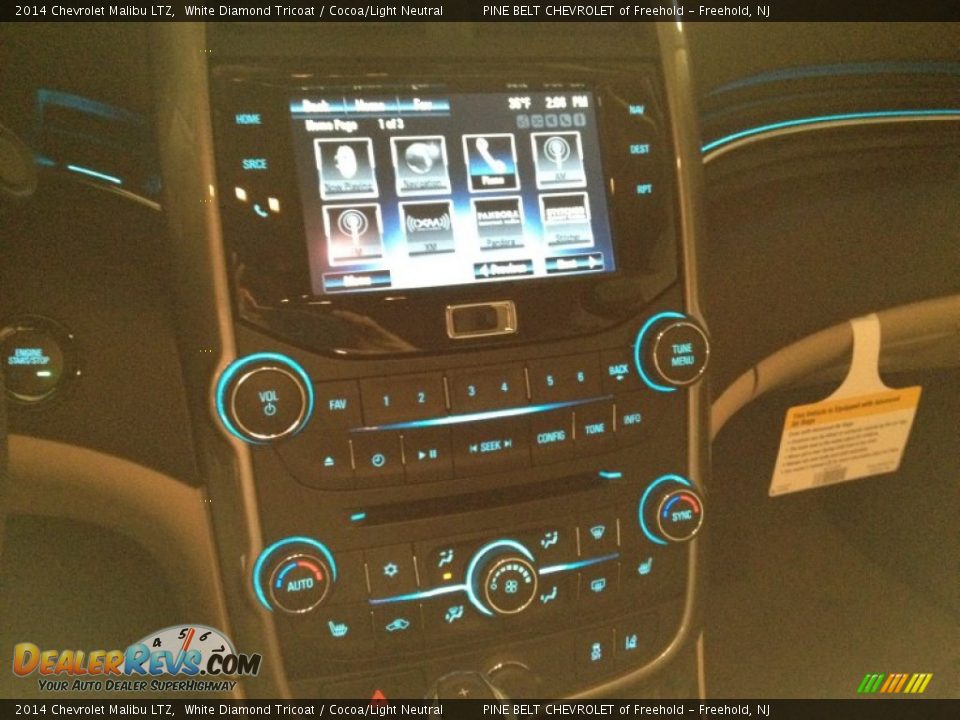 2014 Chevrolet Malibu LTZ White Diamond Tricoat / Cocoa/Light Neutral Photo #10