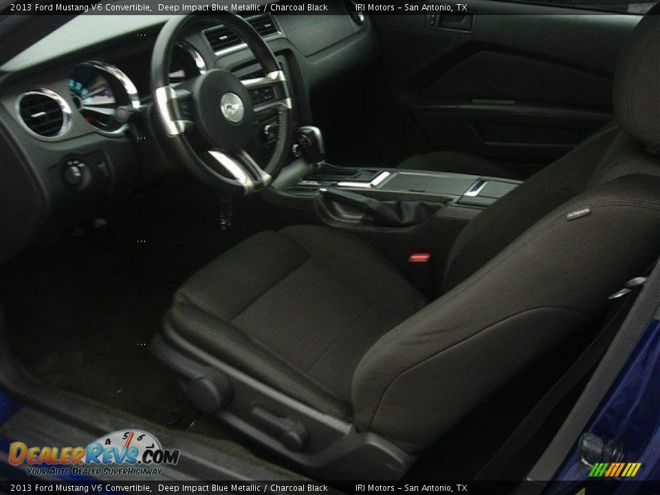 2013 Ford Mustang V6 Convertible Deep Impact Blue Metallic / Charcoal Black Photo #11