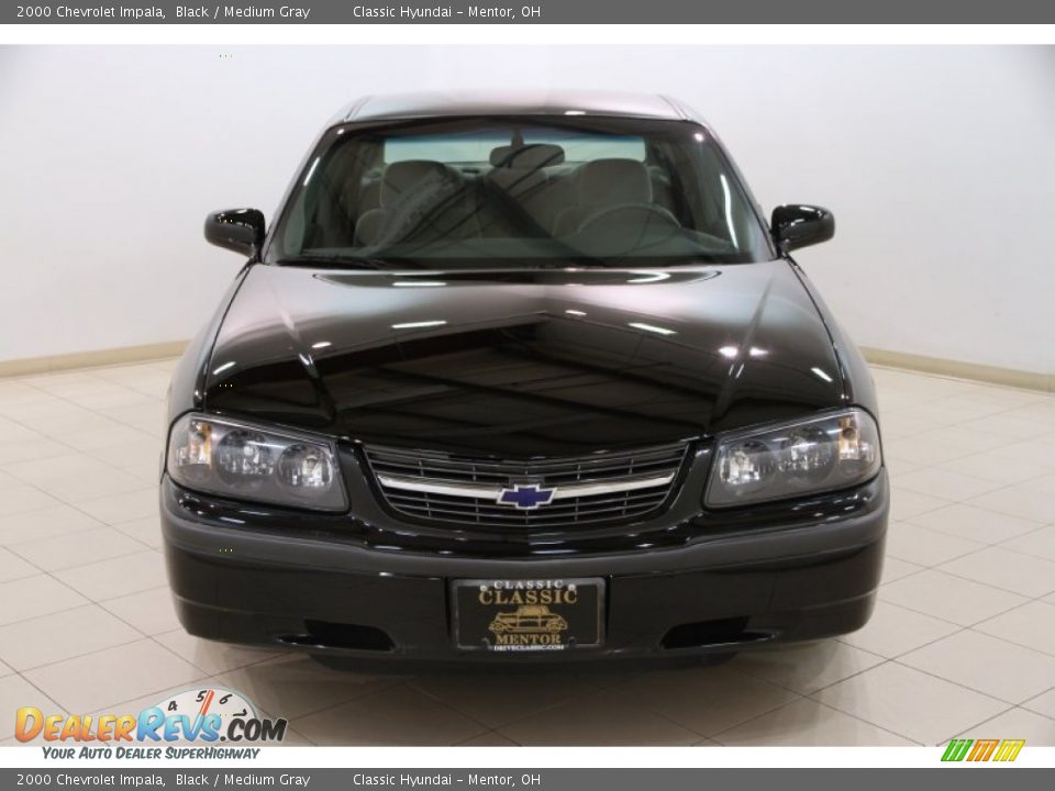 2000 Chevrolet Impala Black / Medium Gray Photo #2