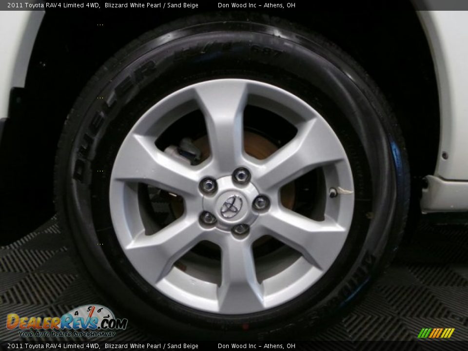 2011 Toyota RAV4 Limited 4WD Blizzard White Pearl / Sand Beige Photo #32