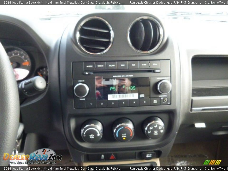 2014 Jeep Patriot Sport 4x4 Maximum Steel Metallic / Dark Slate Gray/Light Pebble Photo #15