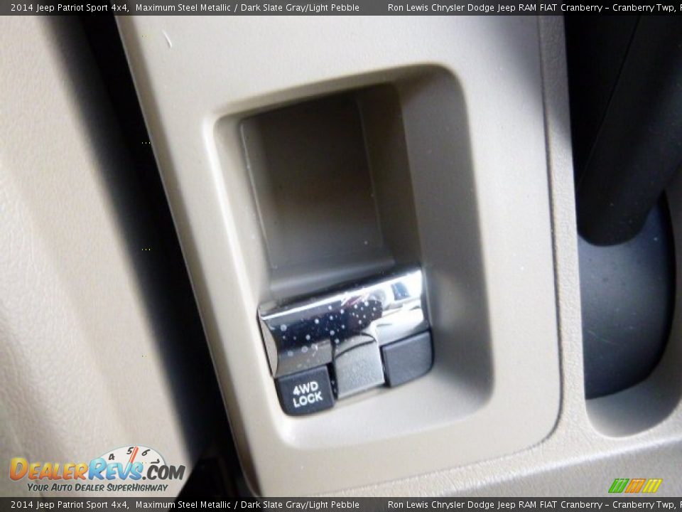 2014 Jeep Patriot Sport 4x4 Maximum Steel Metallic / Dark Slate Gray/Light Pebble Photo #17