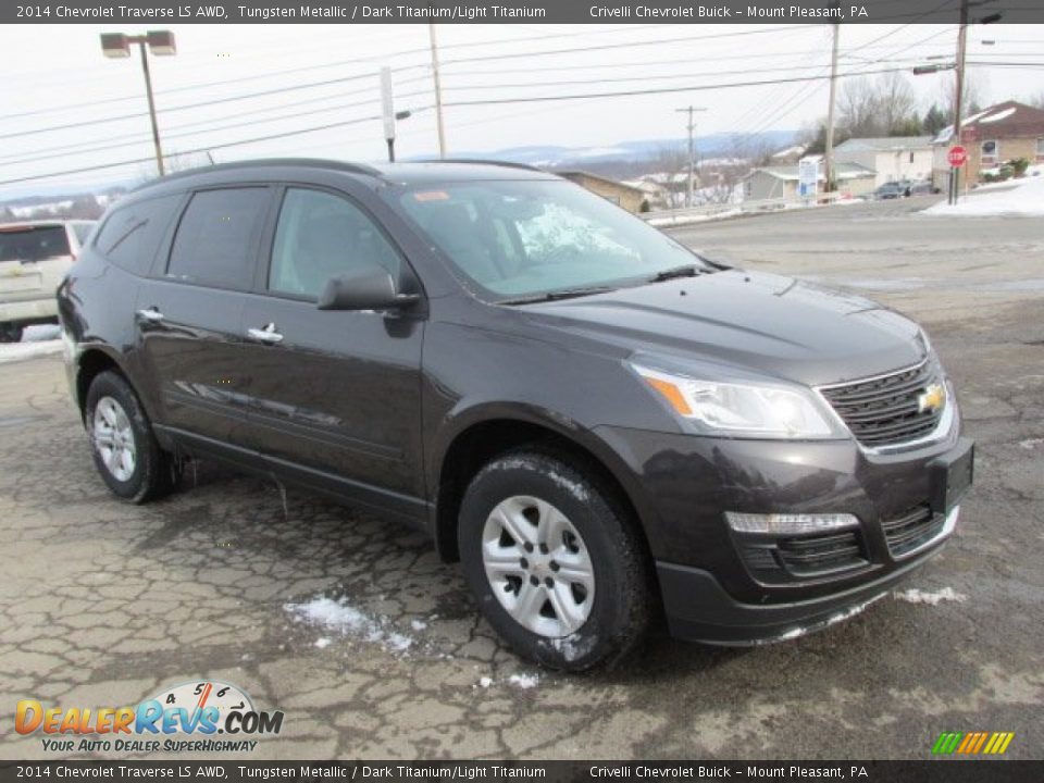 Front 3/4 View of 2014 Chevrolet Traverse LS AWD Photo #4