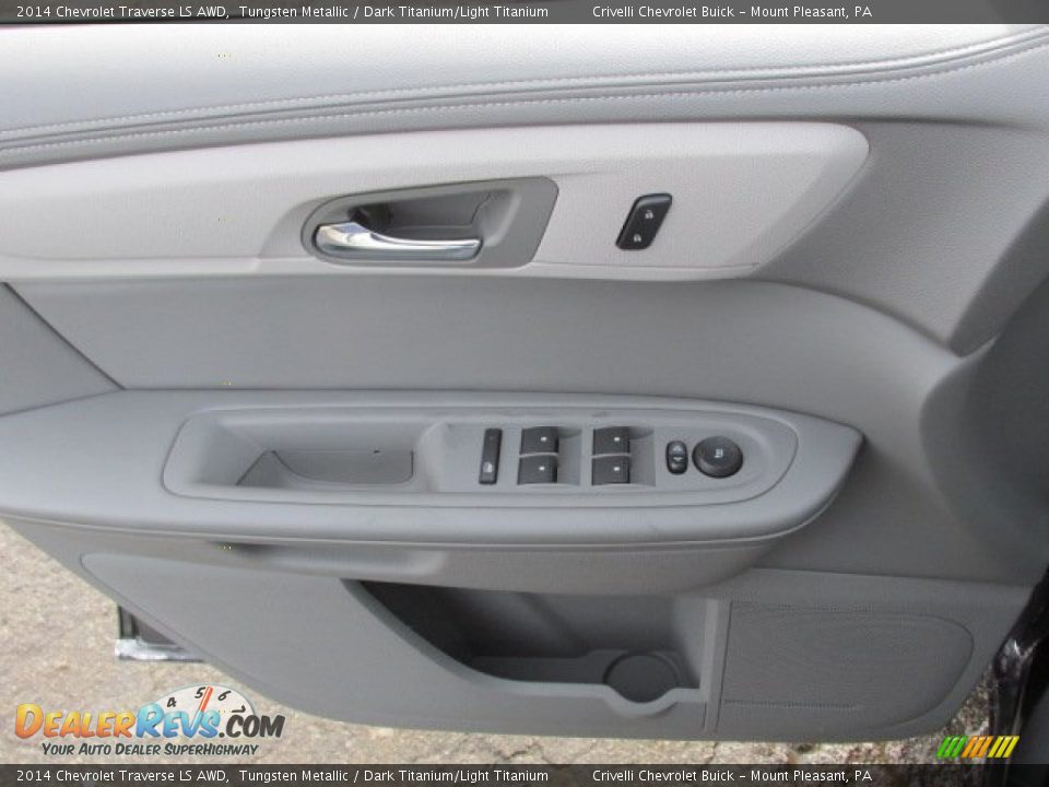 Door Panel of 2014 Chevrolet Traverse LS AWD Photo #8