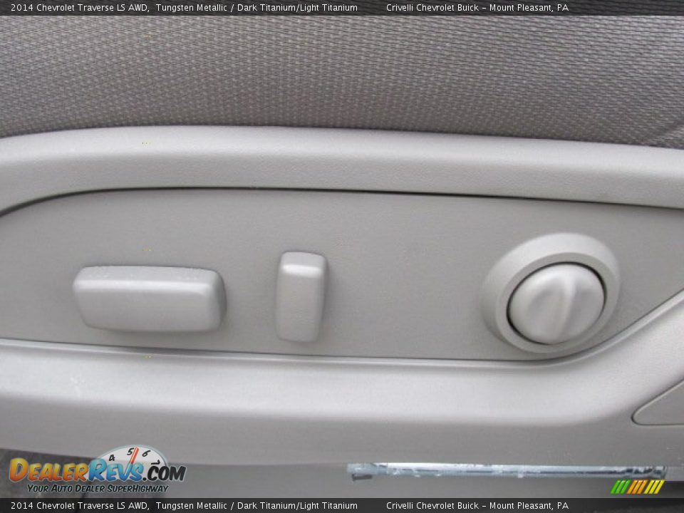 Controls of 2014 Chevrolet Traverse LS AWD Photo #11