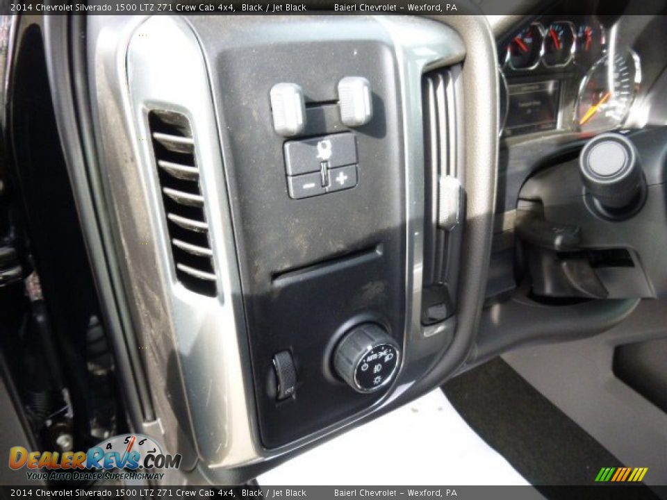 2014 Chevrolet Silverado 1500 LTZ Z71 Crew Cab 4x4 Black / Jet Black Photo #15