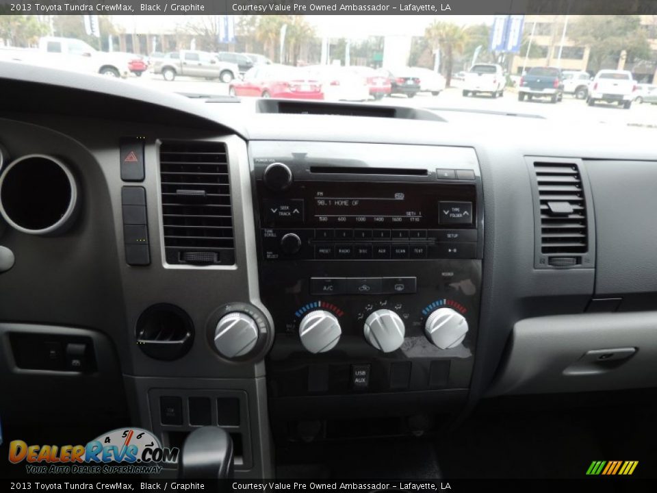 2013 Toyota Tundra CrewMax Black / Graphite Photo #17