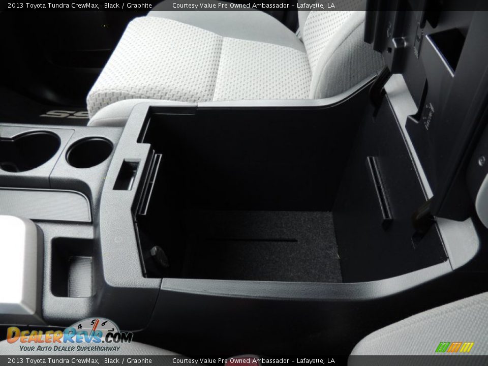 2013 Toyota Tundra CrewMax Black / Graphite Photo #22