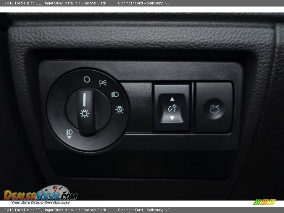 2012 Ford Fusion SEL Ingot Silver Metallic / Charcoal Black Photo #31