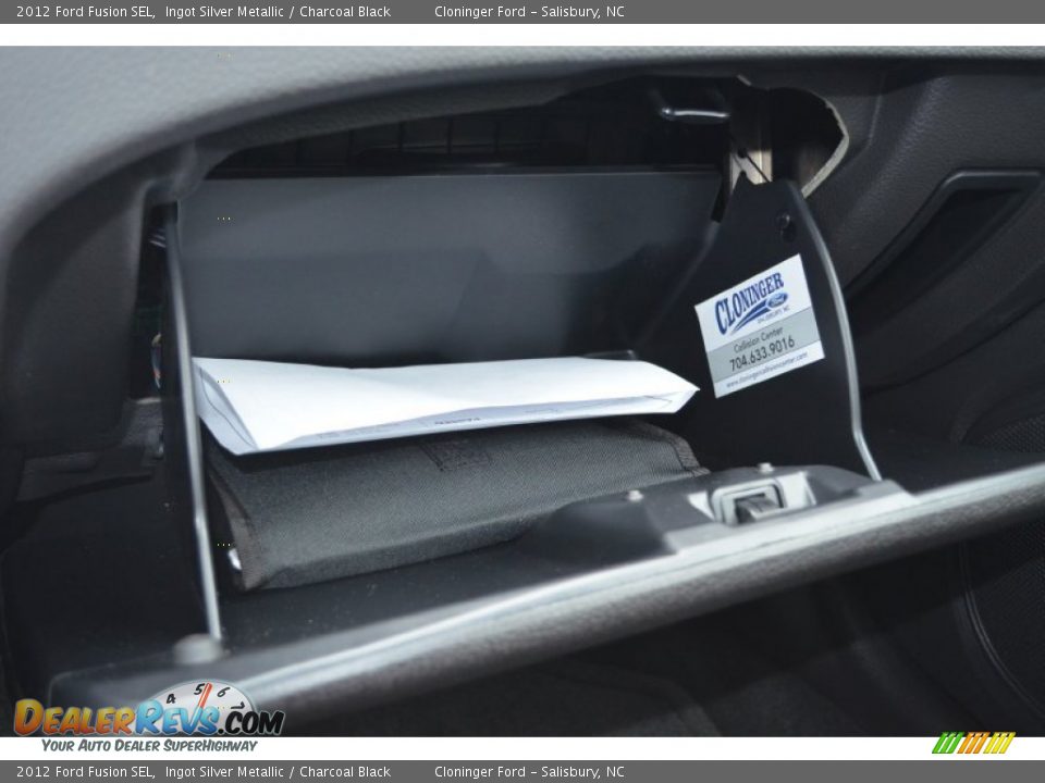 2012 Ford Fusion SEL Ingot Silver Metallic / Charcoal Black Photo #32