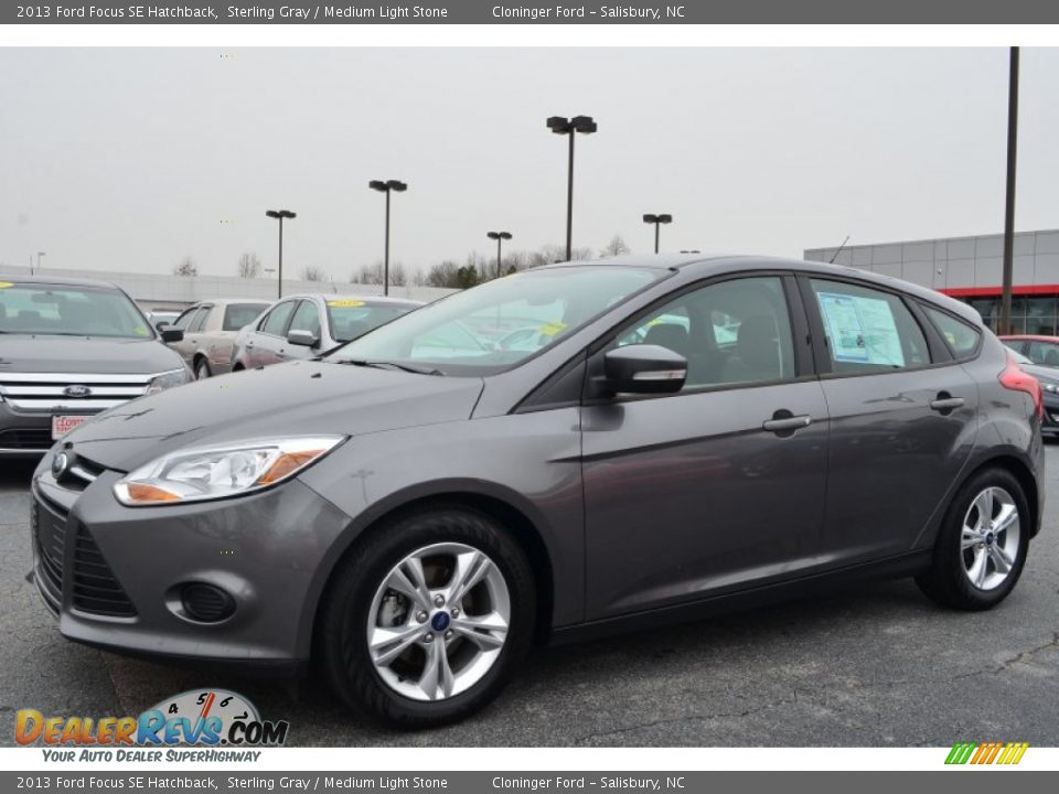2013 Ford Focus SE Hatchback Sterling Gray / Medium Light Stone Photo #3