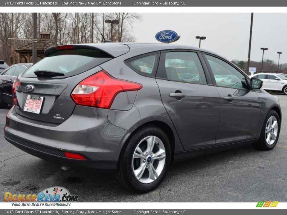 2013 Ford Focus SE Hatchback Sterling Gray / Medium Light Stone Photo #4