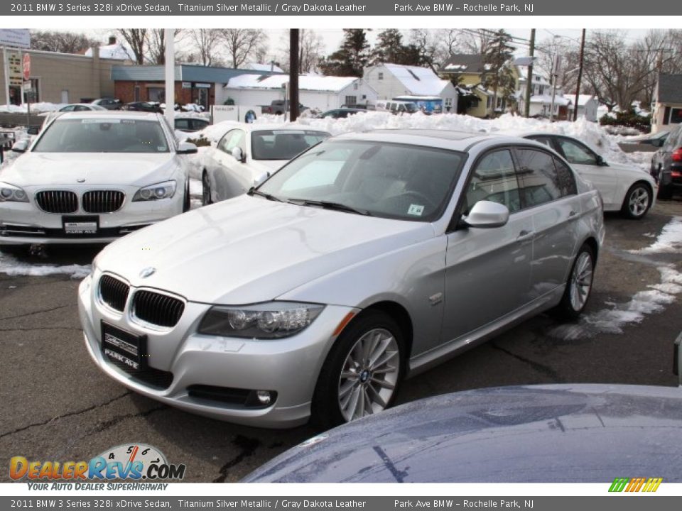 2011 BMW 3 Series 328i xDrive Sedan Titanium Silver Metallic / Gray Dakota Leather Photo #6