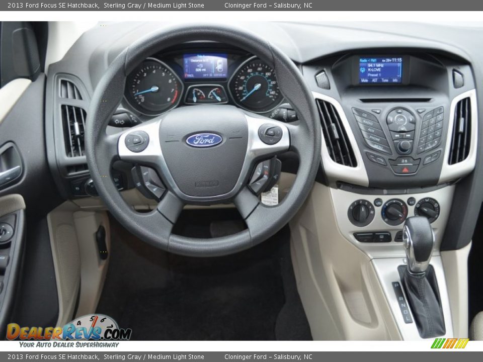 2013 Ford Focus SE Hatchback Sterling Gray / Medium Light Stone Photo #18