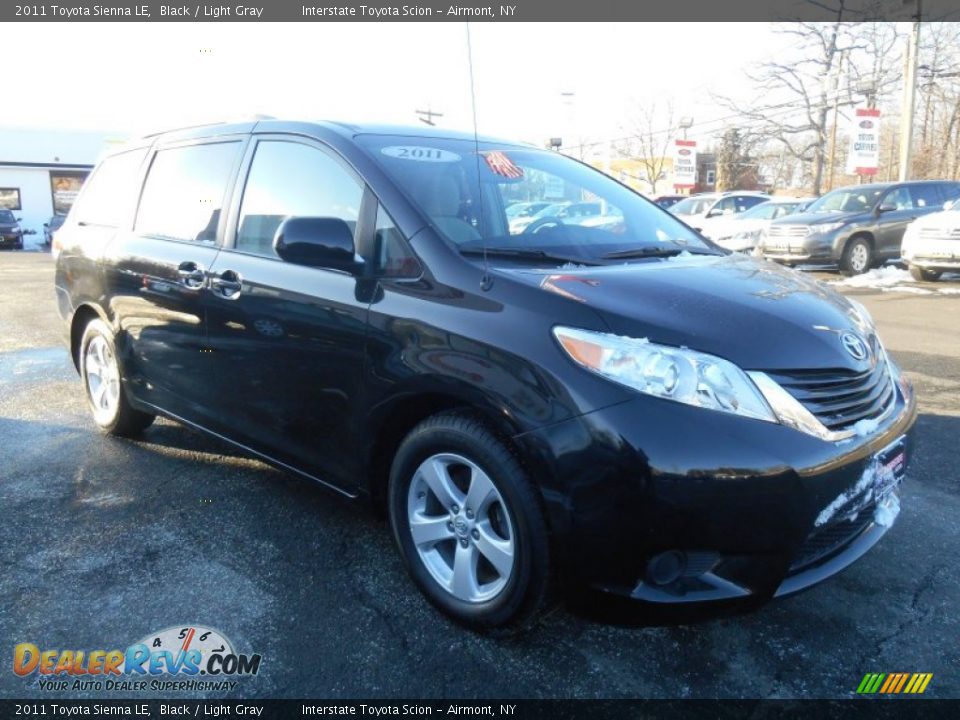 2011 Toyota Sienna LE Black / Light Gray Photo #3